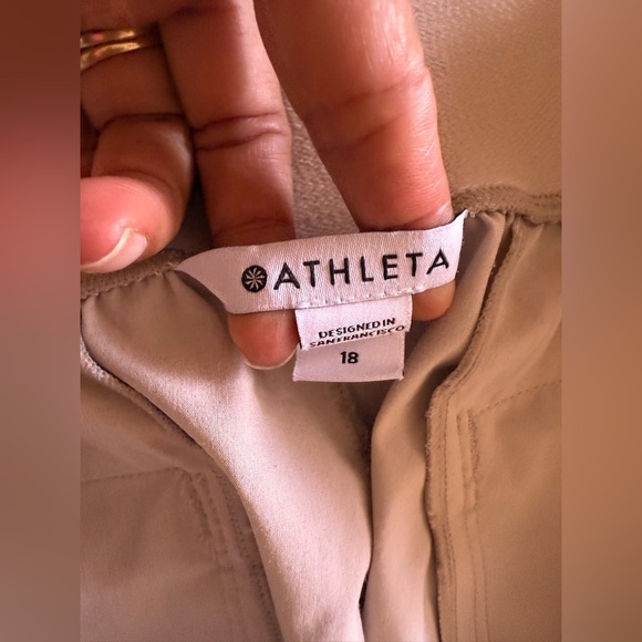 Athleta straight-leg joggers in size 18. These pants have a relaxed fit, a wide - Picture 16 of 16